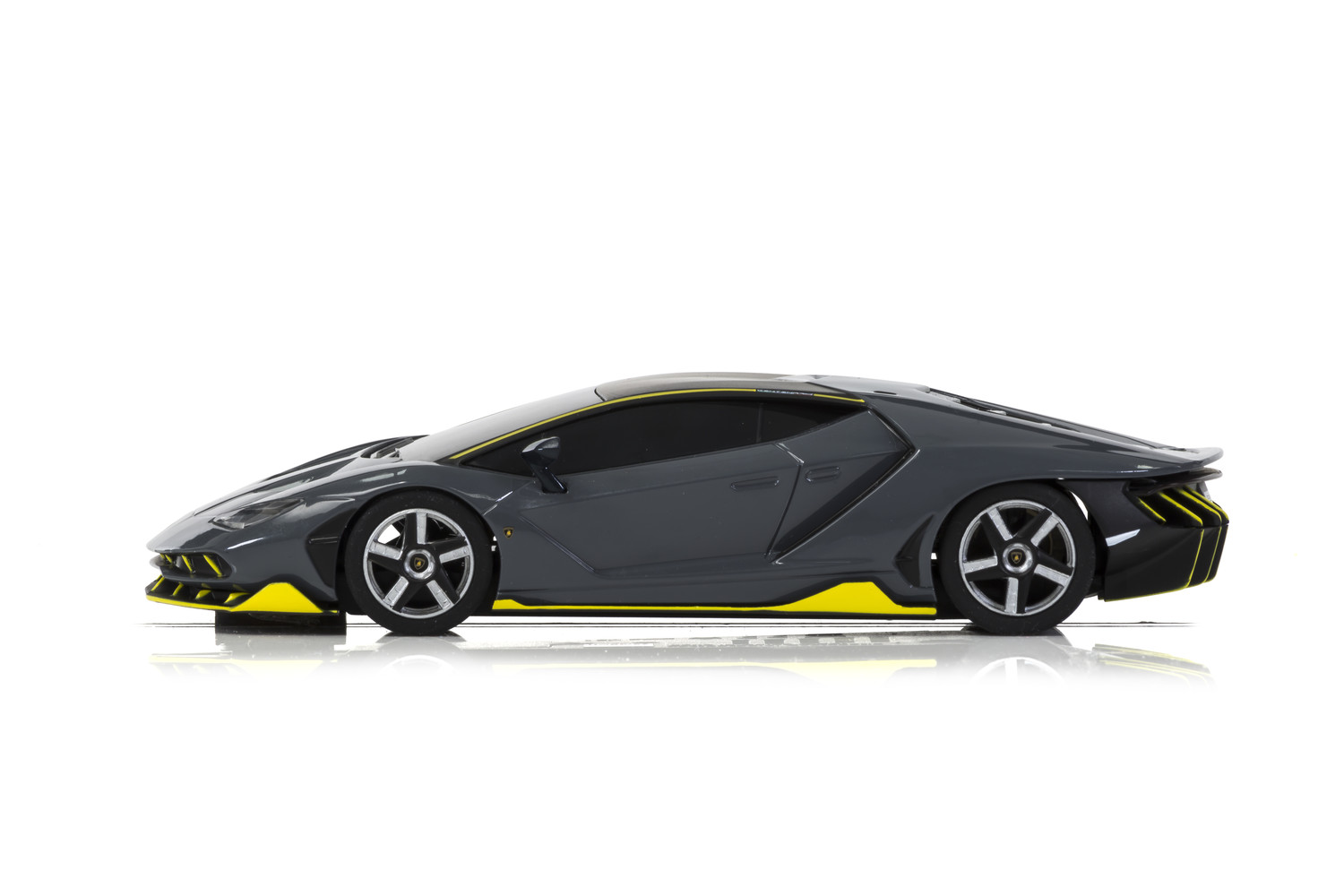 C3961_PRODUCT_Lamborghini-Centenario-Carbon_2.jpg